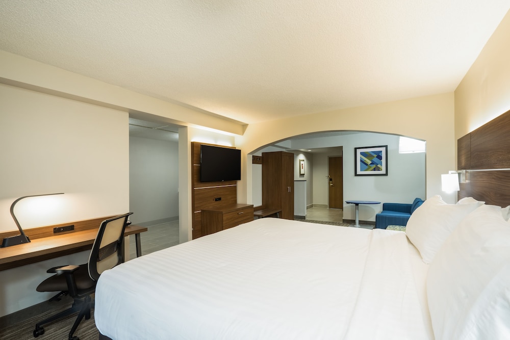 Holiday Inn Express Hotel & Suites Louisville East by IHG - photo 7
