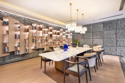 Atour Hotel Tianjin Eye in Tianjin, People's Republic of China