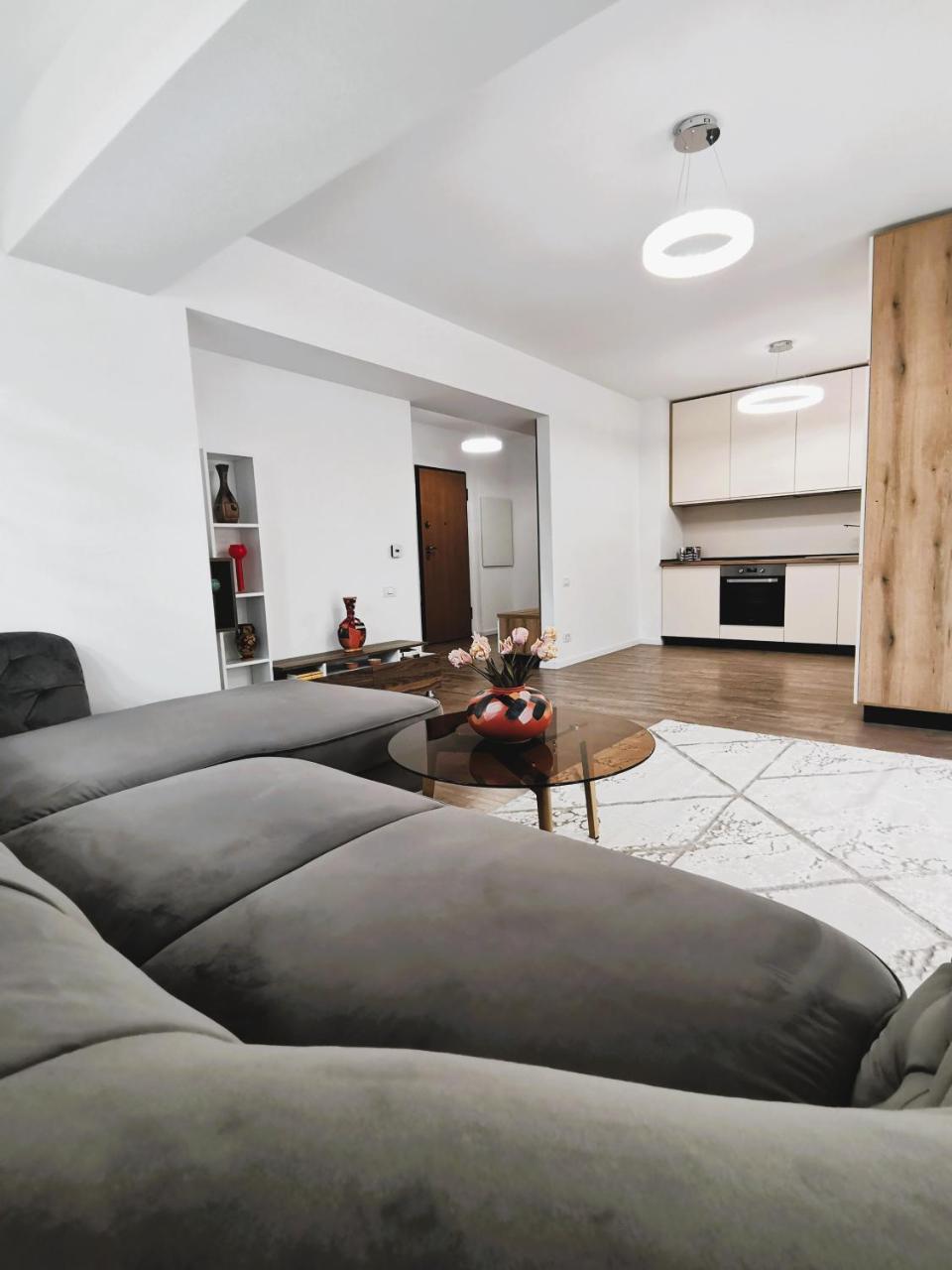 City Center Accommodation 211 — 4-Star Luxury Hotel in Resita, Romania