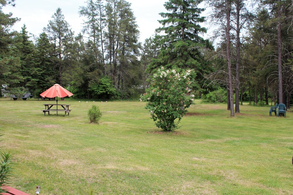Edelweiss Motel - photo 50