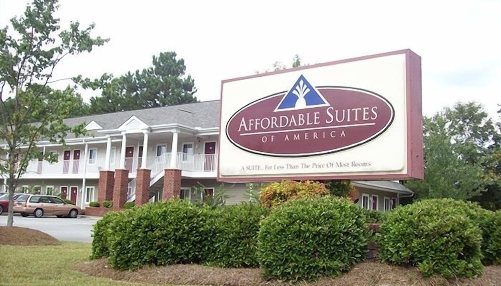 Affordable Suites Fredericksburg - photo 31