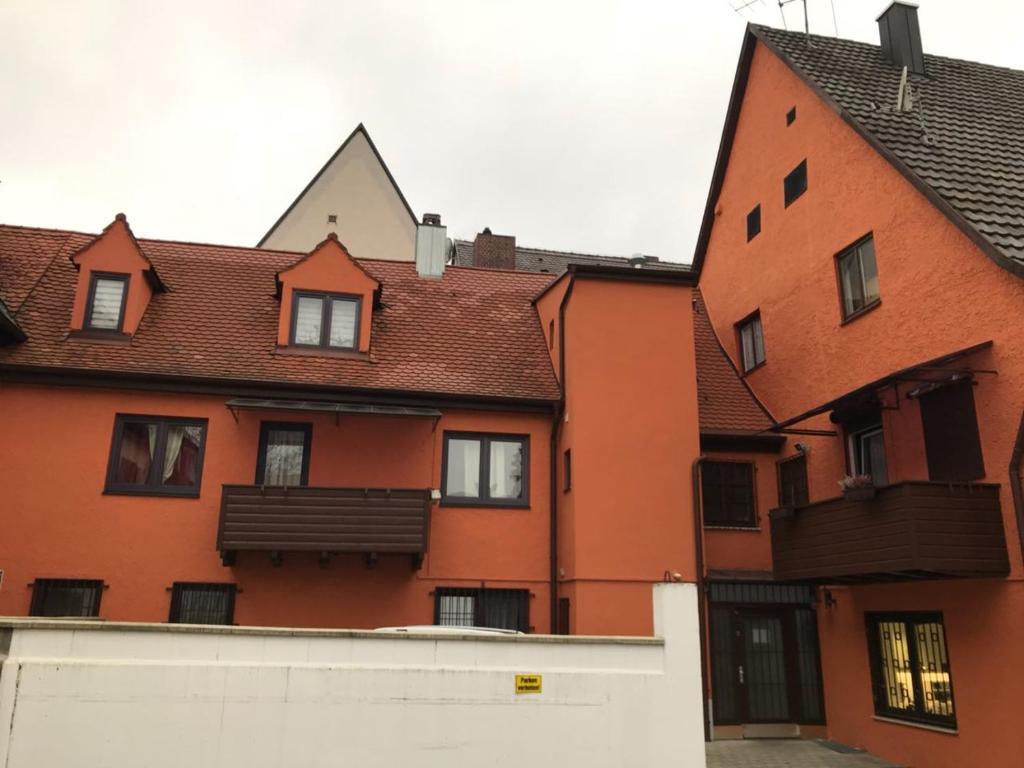 Stadt Apartment — 4-Star Luxury Hotel in Guenzburg, Germany