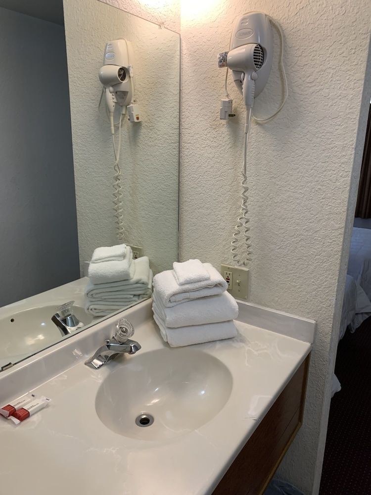 Plaza inn Lordsburg - photo 15