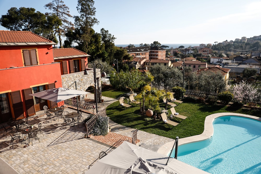Leonardo Resort — Imperia — photo 2