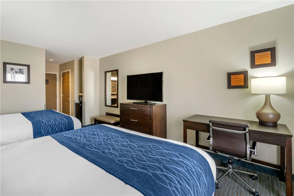 Comfort Inn Sullivan - photo 11