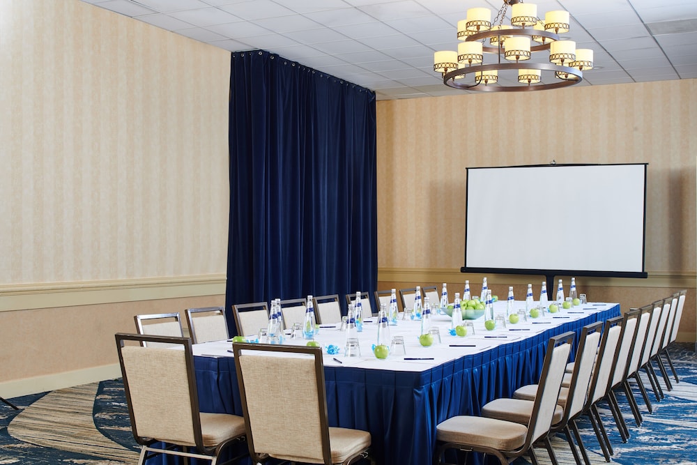 DoubleTree by Hilton Hotel Berkeley Marina - photo 84