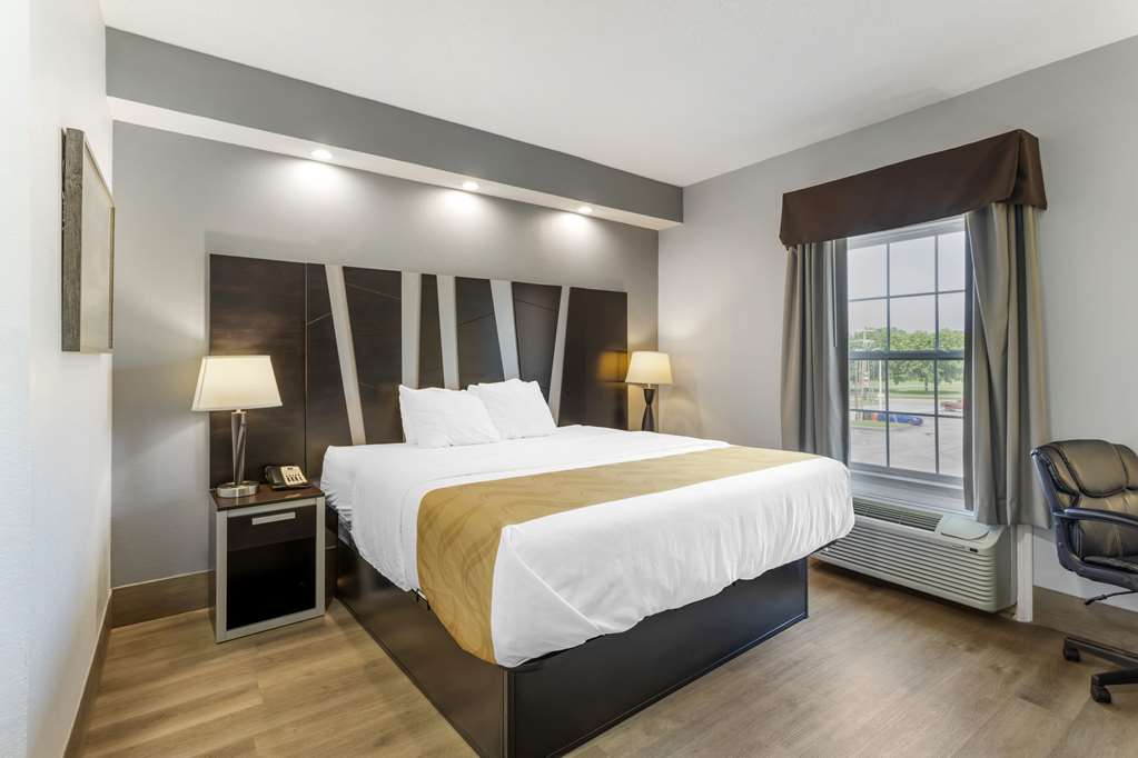 Quality Inn Oak Ridge - photo 11