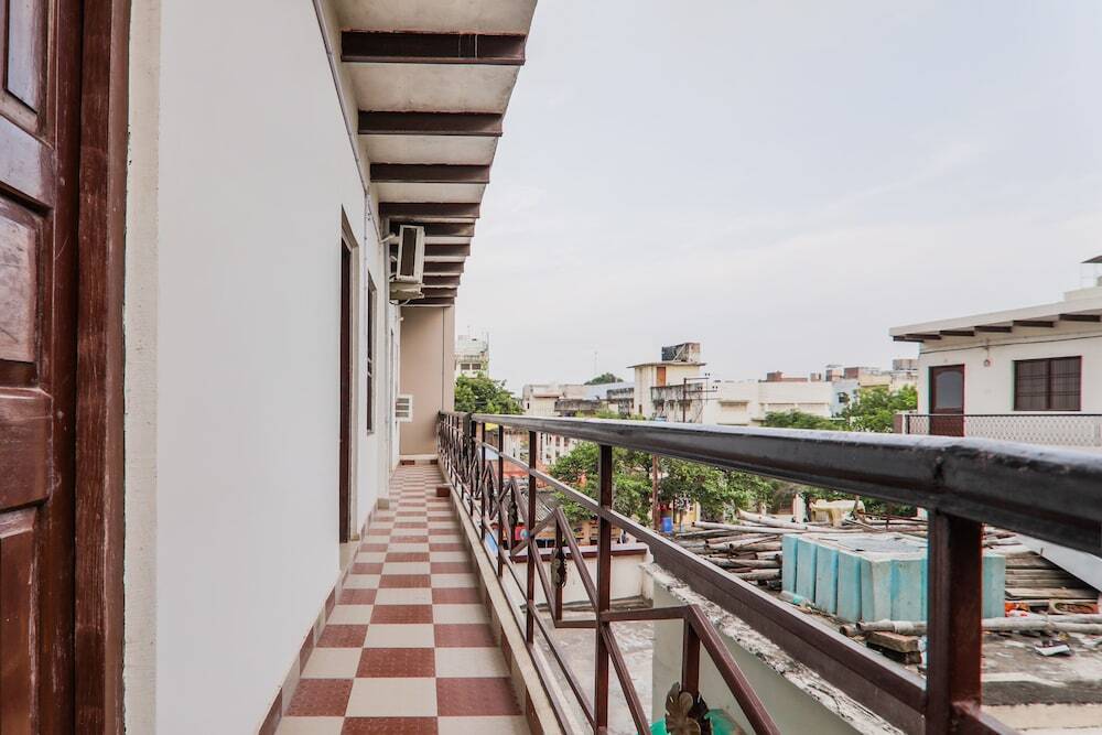 Spot On 60788 Hotel Venkatesh — Varanasi