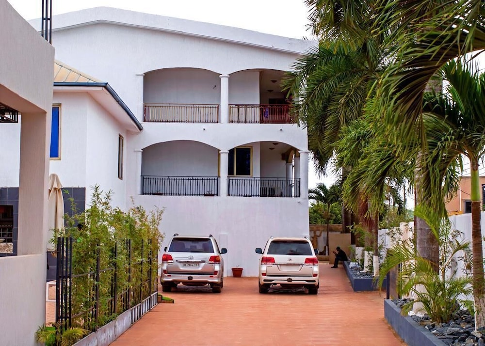 Hotel Spintex - carbon neutral hotel in Accra