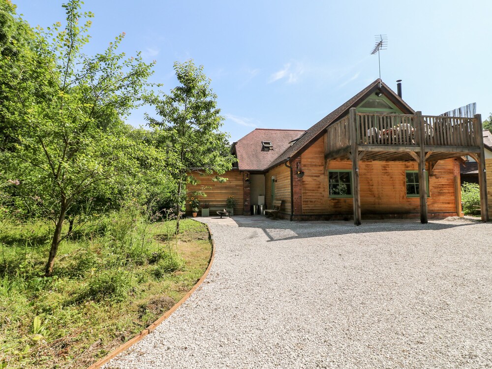 Old Wood Coach House — 4-Star Luxury Hotel in Lincoln, United Kingdom