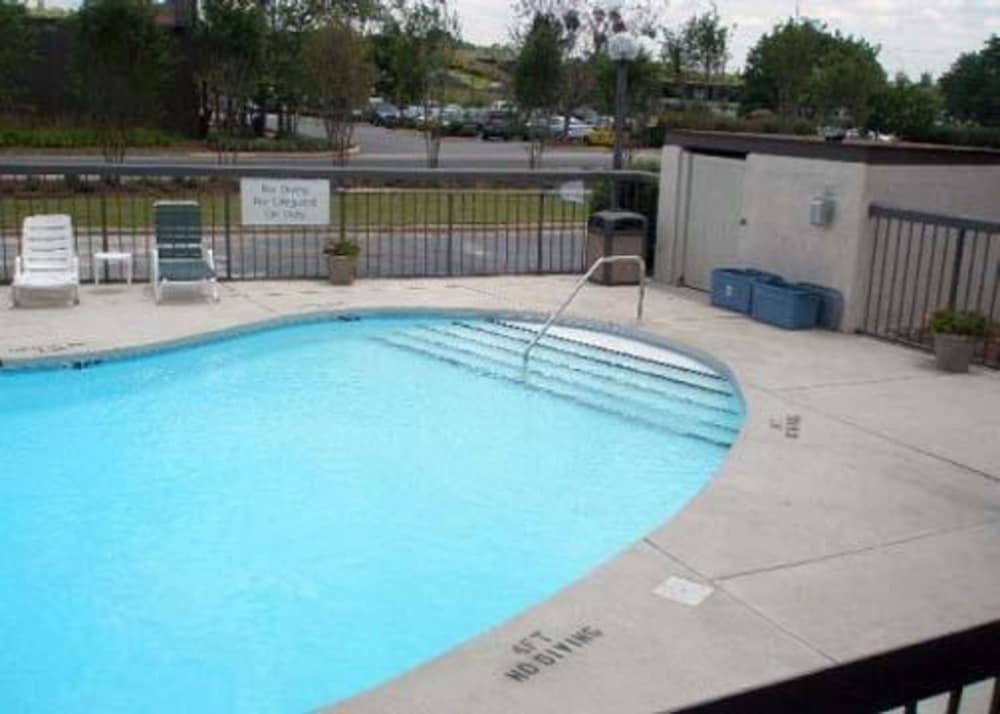 Quality Inn Roanoke Near Lake Gaston - photo 22