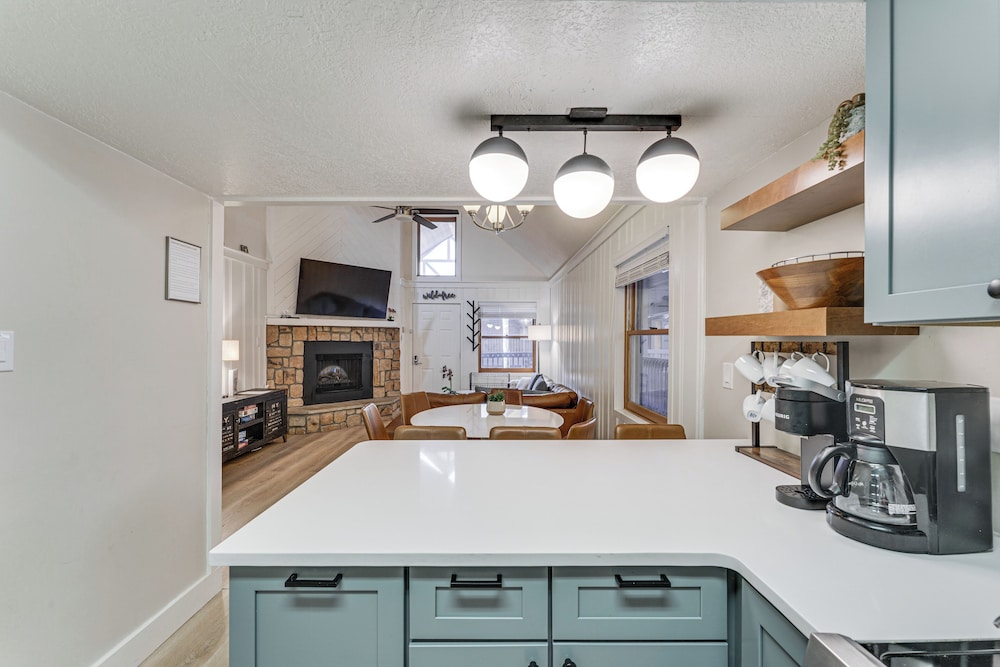 Centrally Located Angel Fire Condo 1 2 Mi Resort - photo 7