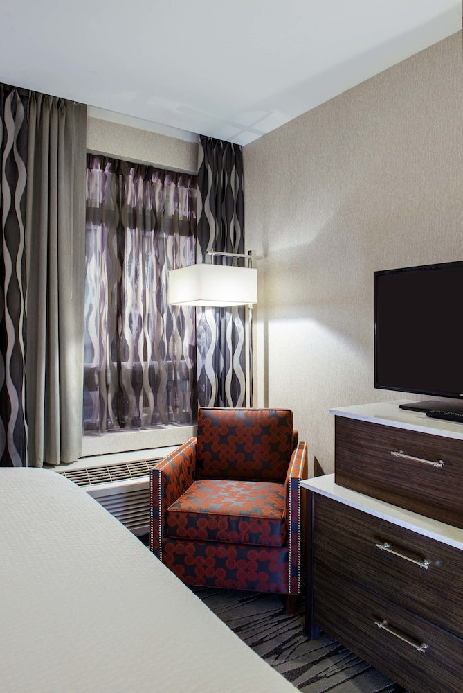 Fairfield Inn & Suites Boston Cambridge - photo 11