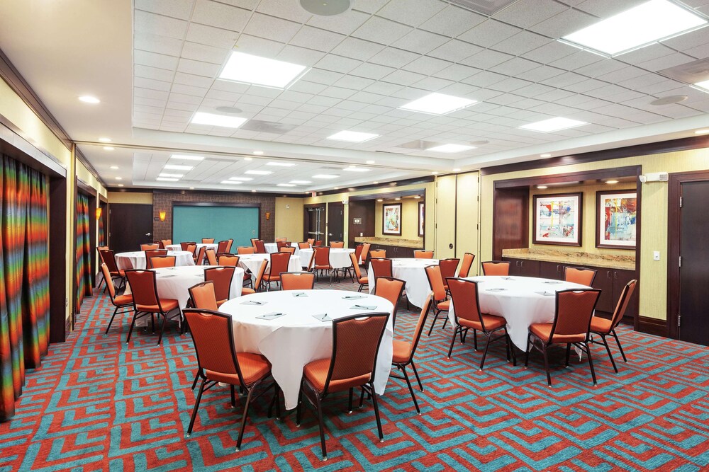 Hampton Inn & Suites by Hilton Houston North IAH - photo 33
