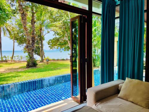 Amatapura Beachfront Villa 14 SHA Certified — 4-Star Luxury Hotel in Krabi, Thailand