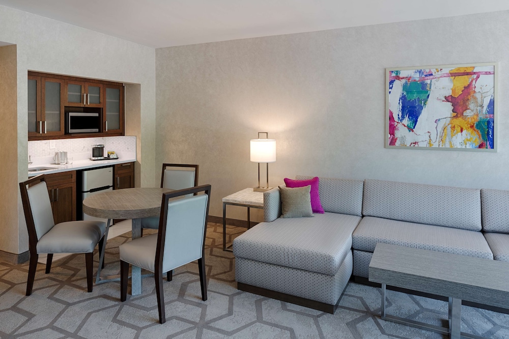 The Kingsley Bloomfield Hills a DoubleTree by Hilton - photo 40
