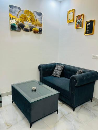 Whitehouse - carbon neutral hotel in Ghaziabad