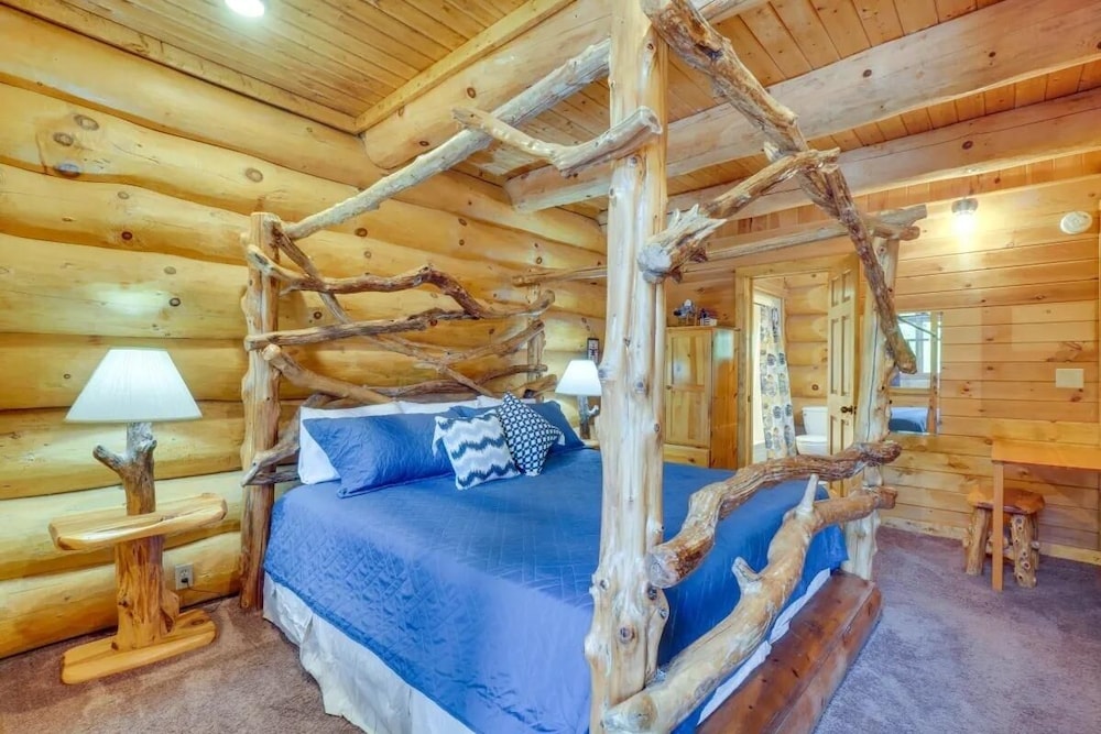 American Views 2 Bedroom Cabin by Heavenly Views Resort - photo 2
