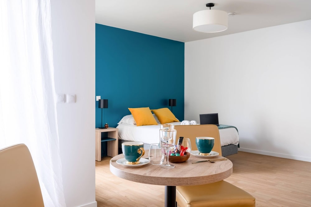 Quality Aparthotel Reims Les Capucins in Reims, France