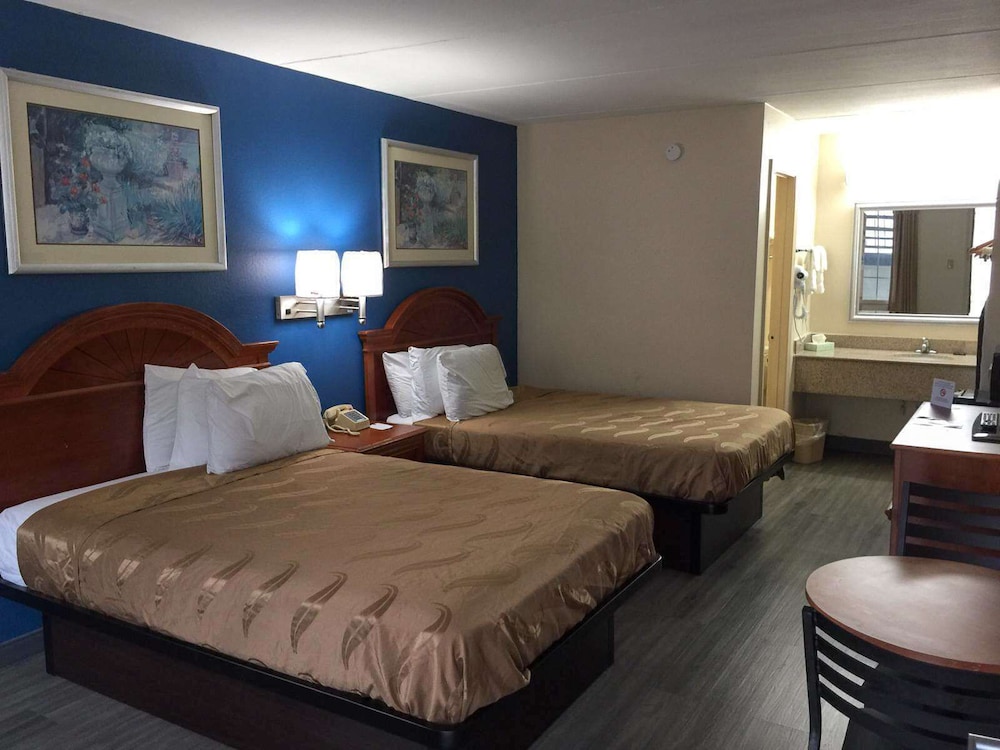 Americas Best Value Inn Tuscaloosa - photo 12