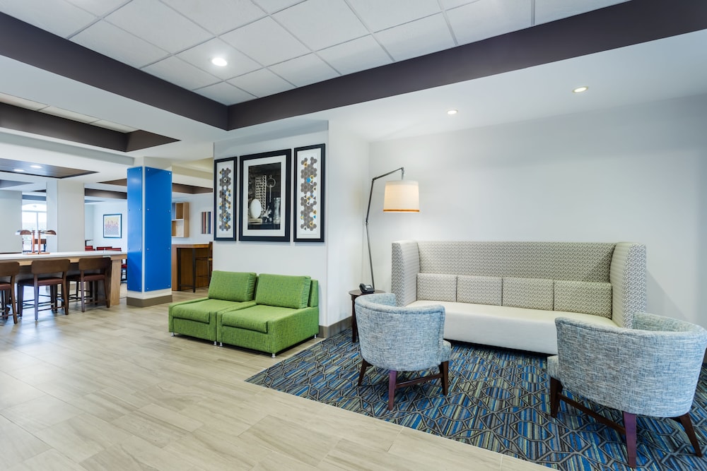 Holiday Inn Express Hotel & Suites Bremen - photo 38