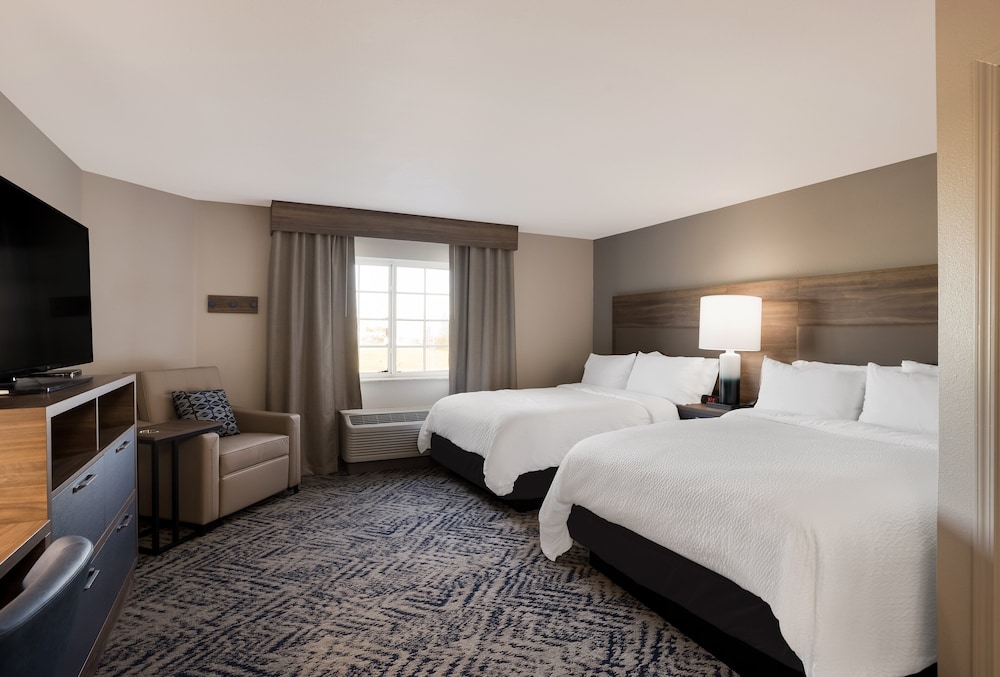 Candlewood Suites Lafayette River Ranch an IHG Hotel - photo 13