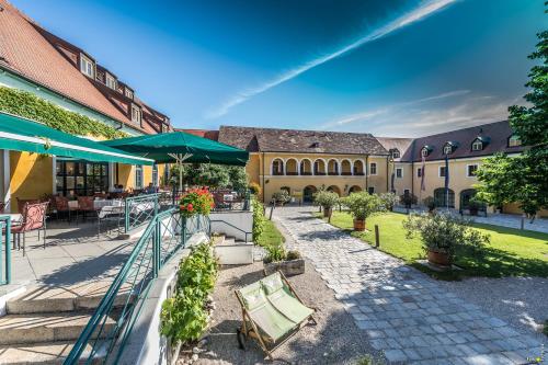 Hotel Althof Retz — hotel in Retz