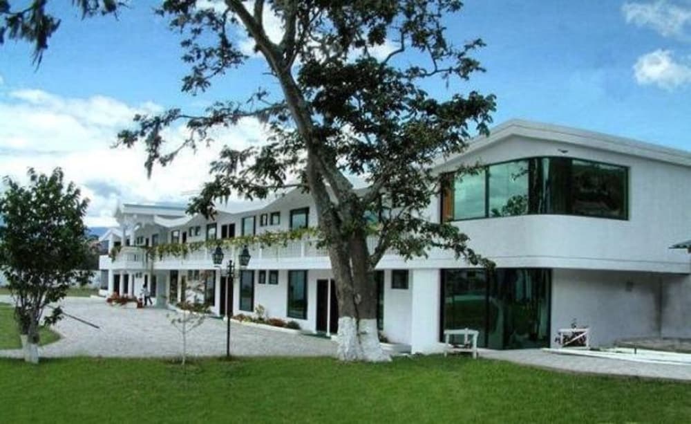 Hostería El Prado in Ibarra, Ecuador