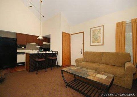 Quality Suites - photo 4