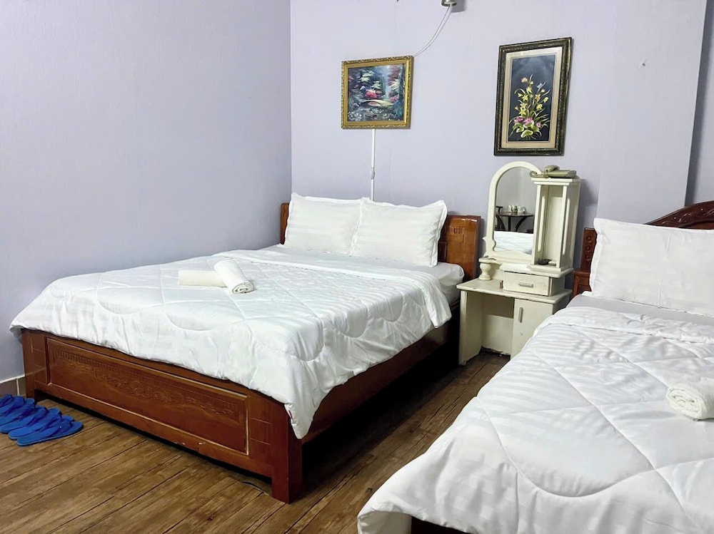 Hoa Mai Hotel Le Hong Phong street in Quan Bay, Vietnam