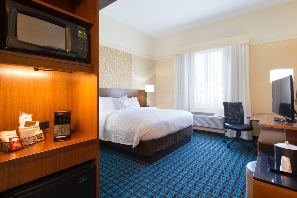 Fairfield Inn & Suites by Marriott Buffalo Amherst University - photo 13