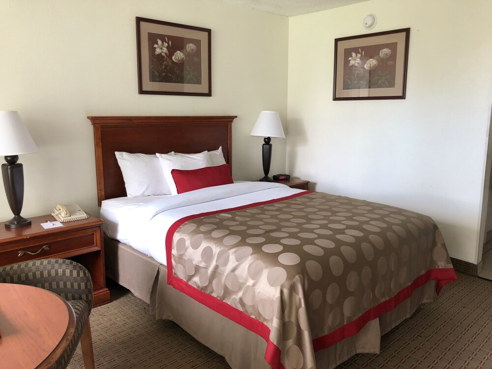 Ramada By Wyndham New Iberia - photo 9