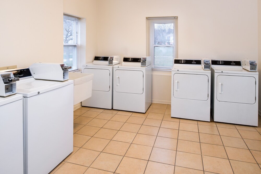 Charwood Suites - photo 22