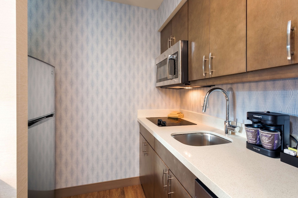 Homewood Suites by Hilton Reston - photo 18