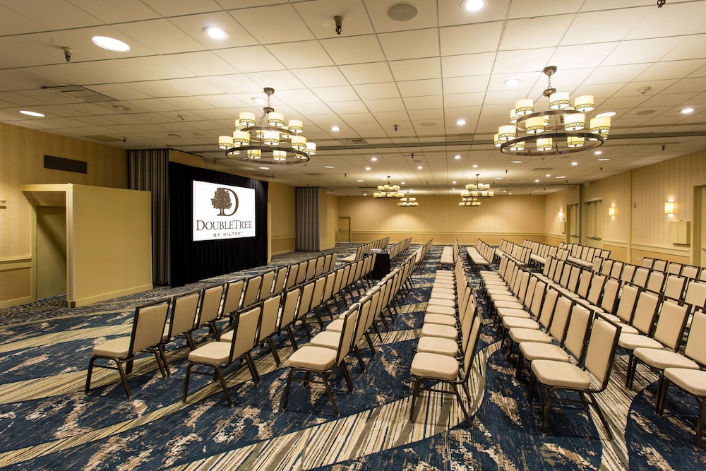 DoubleTree by Hilton Hotel Berkeley Marina - photo 76