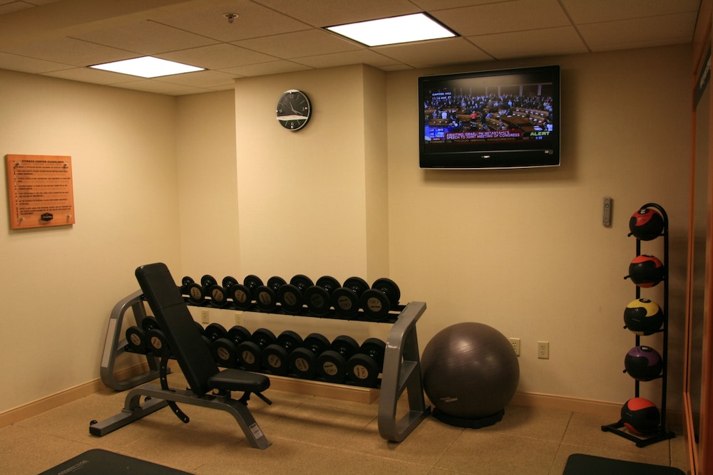 Hampton Inn & Suites Columbus Downtown - photo 49