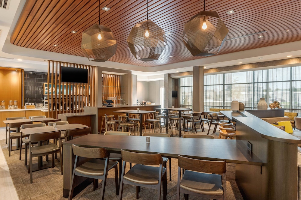 SpringHill Suites by Marriott Charlotte Southwest - photo 22