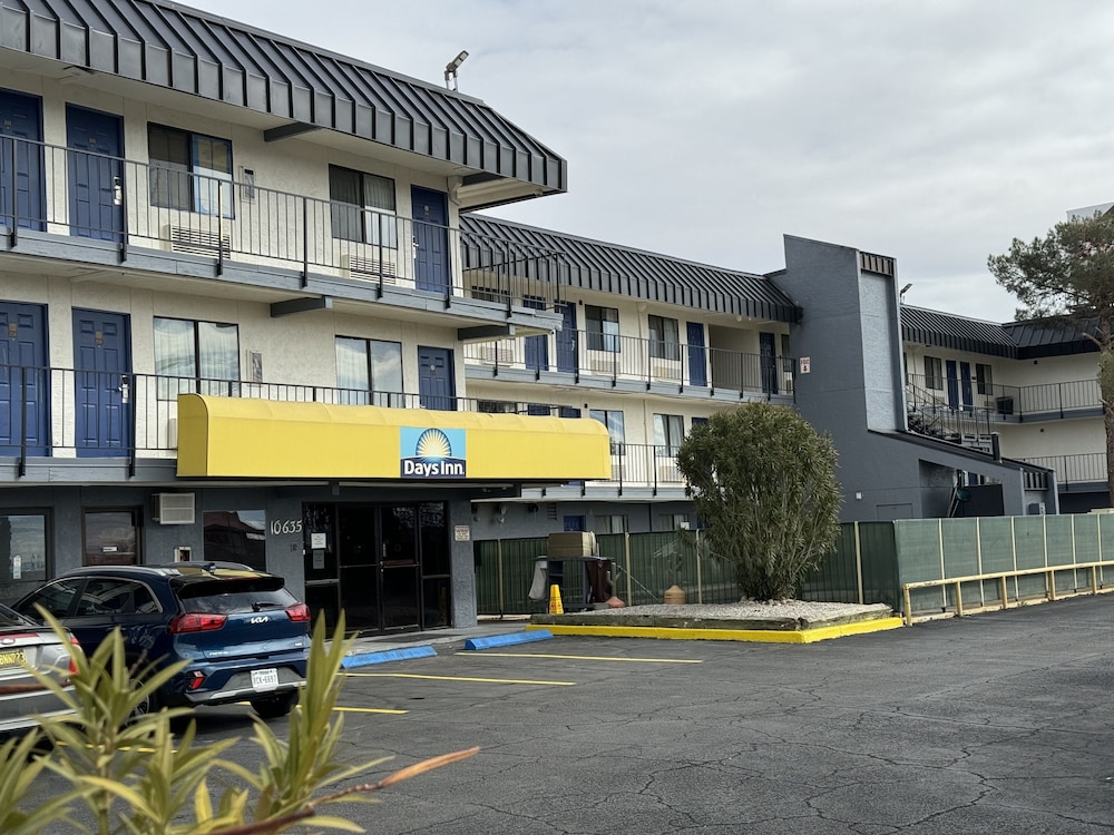 Days Inn by Wyndham El Paso Airport East - photo 12