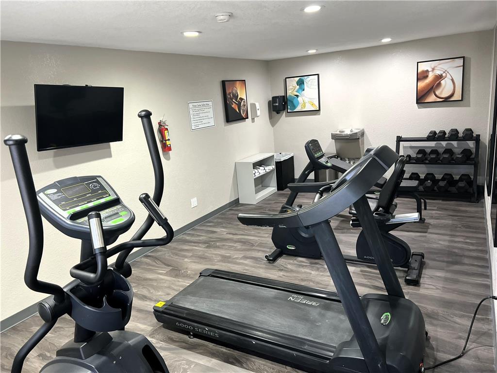 Quality Inn & Suites Near White Sands National Monument - photo 21