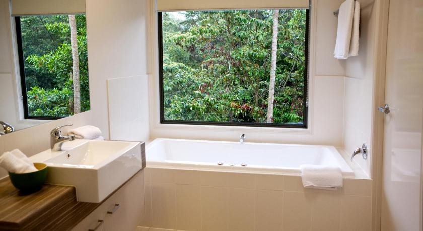 Tranquil Getaways On Obi Maleny — Maleny