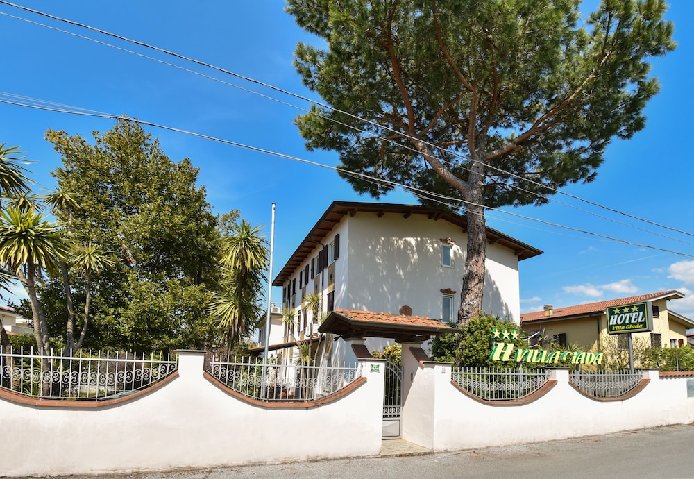 Hotel Villa Giada in Massa, Italy