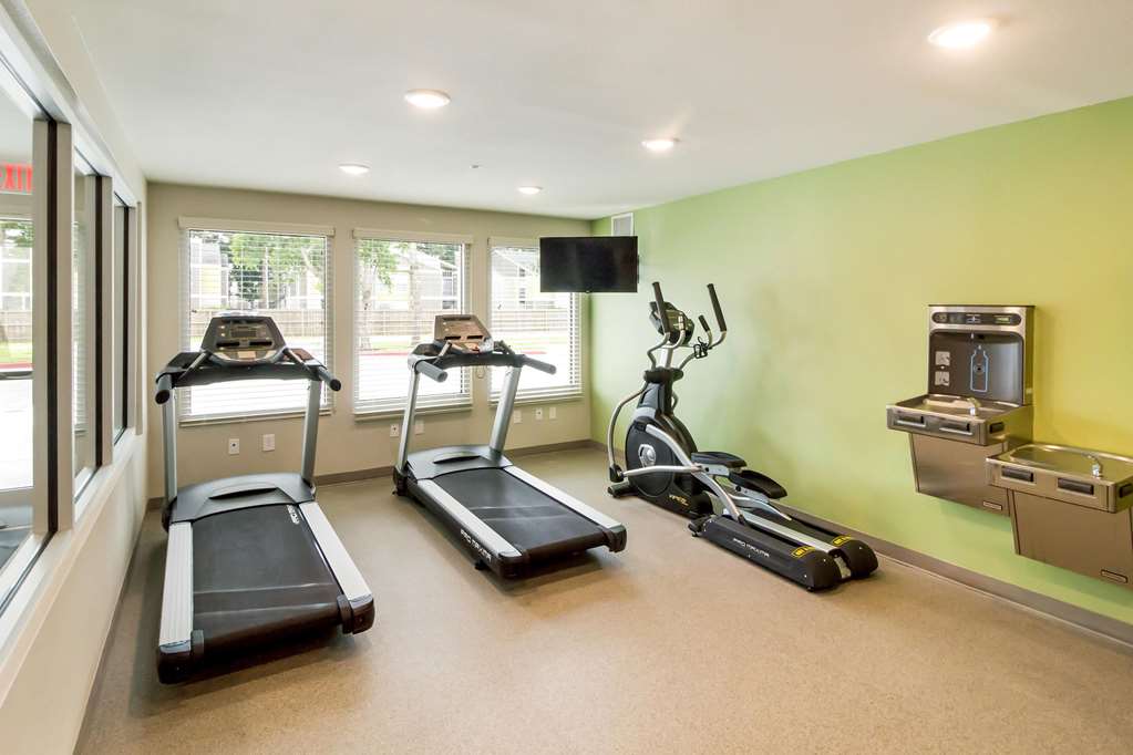 WoodSpring Suites Lake Jackson - photo 23