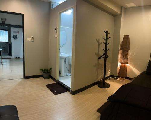 DonMueang station hotel