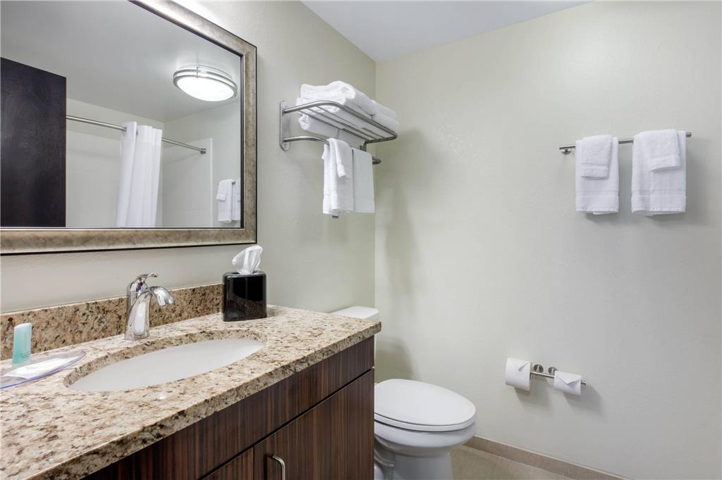 MainStay Suites St. Louis Airport - photo 6