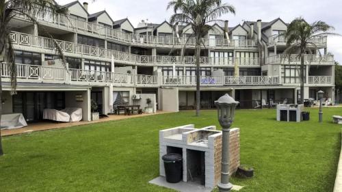 Villa Riviera 3 — 4-Star Luxury Hotel in Mossel Bay, South Africa