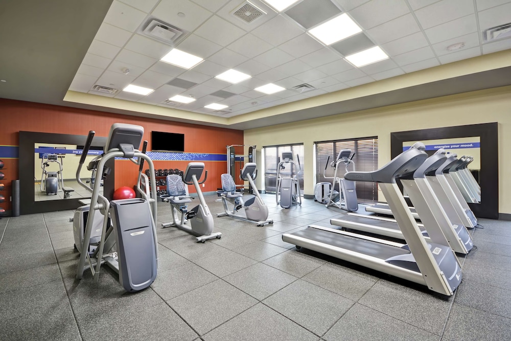 Hampton Inn Blue Ash Cincinnati - photo 42