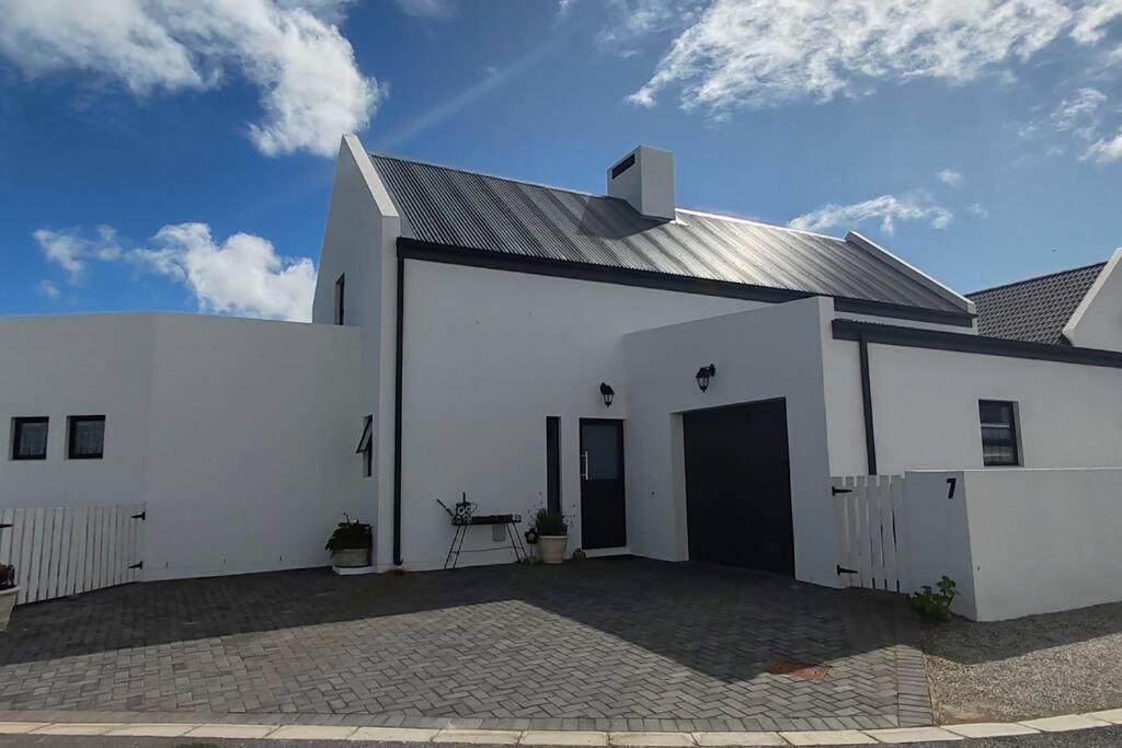 Alikreukel Britannia Bay in Unknown City, South Africa