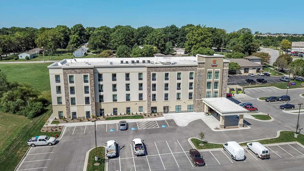 Comfort Suites Grandview Kansas City - photo 5
