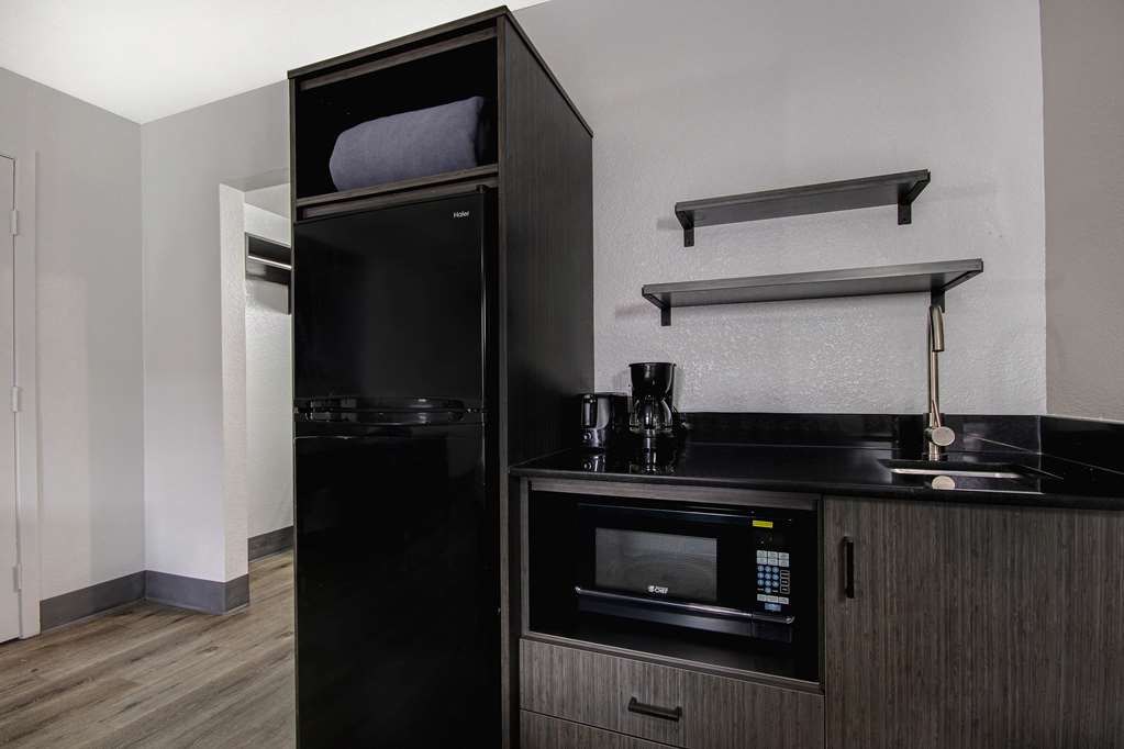 Studio 6 San Antonio Tx Northwest Medical Center - photo 13