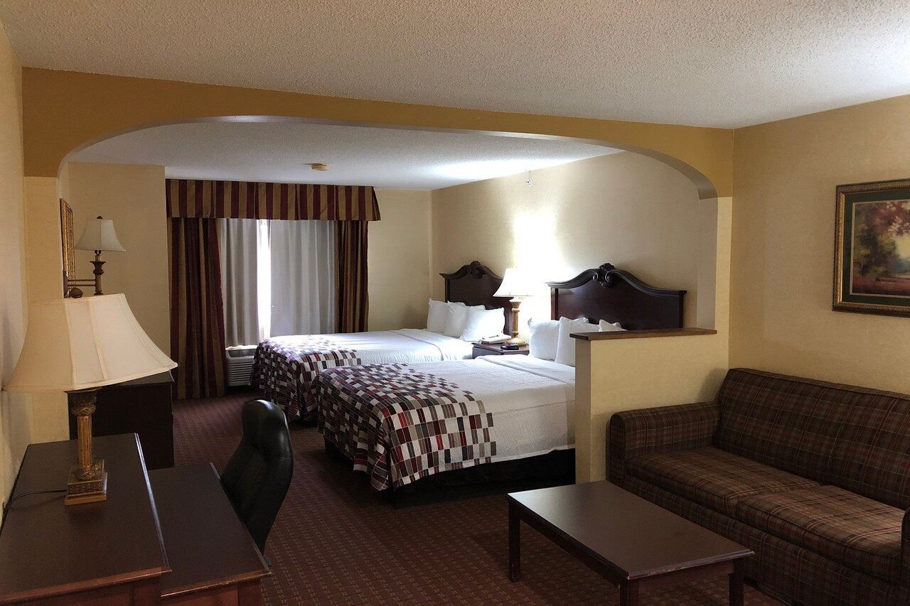 Red Roof Inn & Suites Chestertown - photo 4